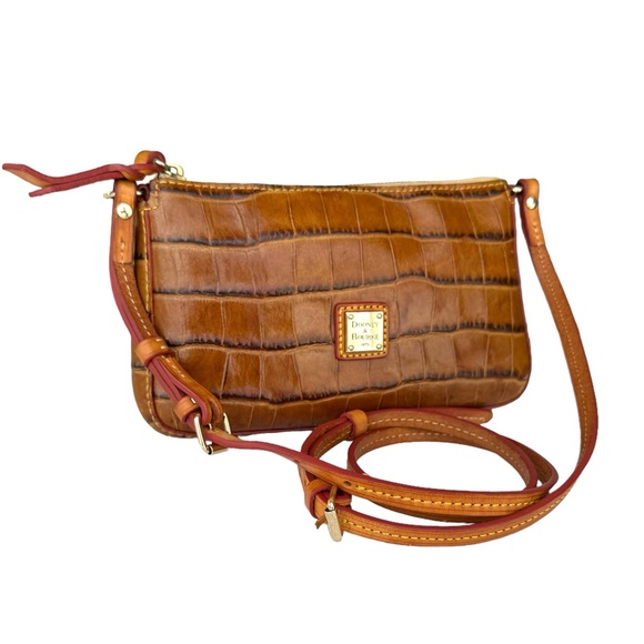 Dooney & Bourke Crossbody Shoulder Bag - Picture 3 of 17